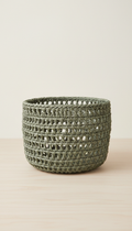 Cesta tejida a mano tono salvia